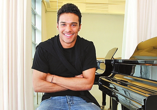 Article>Danny Tidwell dies at 35</Article>