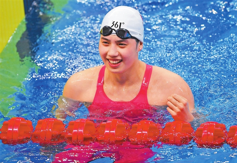 Zhang breaks Asian record in women’s 100m butterfly